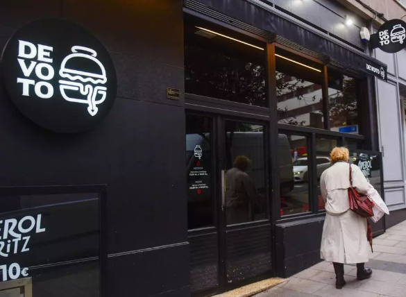 La hostelería en A Coruña dispara el traspaso de locales: “Algunos precios son desorbitados”